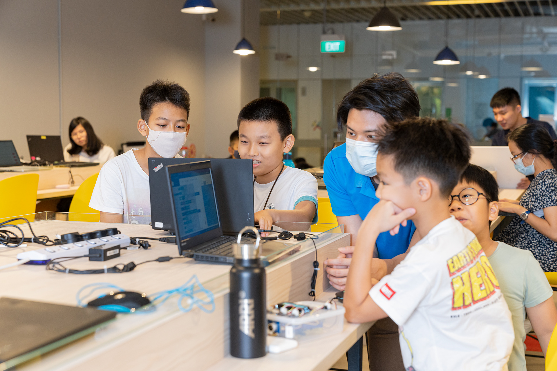 Coding V.S. Robotics - The Lab Education Centre